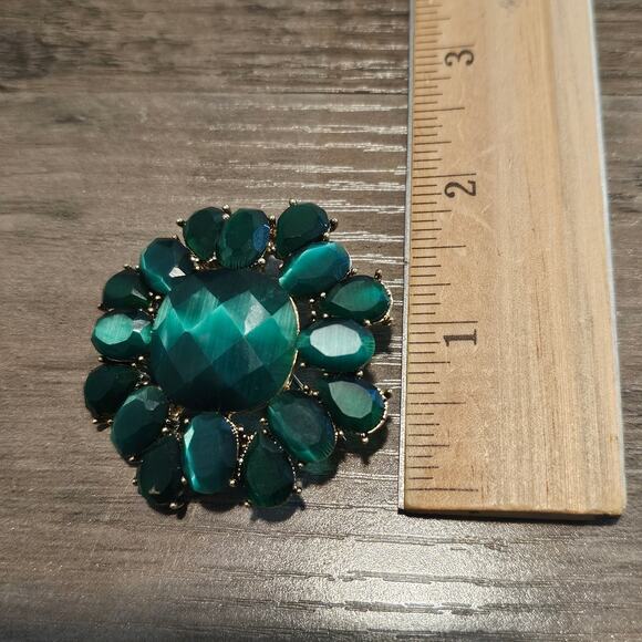 Vintage Signed Monet Cabochon Brooch Large Emerald Green Jewelry Pin Glam 80s - Picture 11 of 13